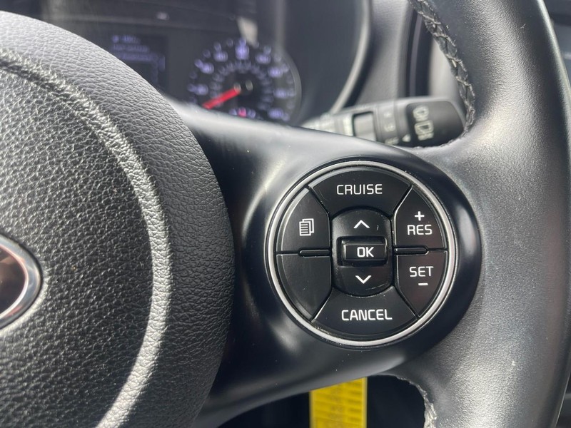 Kia Soul Vehicle Image 22