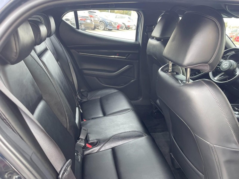 Mazda Mazda3 Hatchback Vehicle Image 13