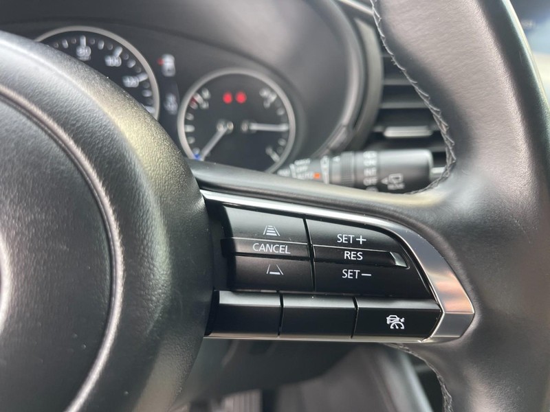 Mazda Mazda3 Hatchback Vehicle Image 24