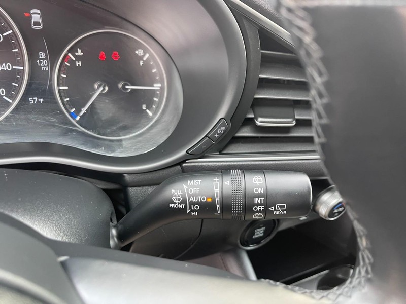 Mazda Mazda3 Hatchback Vehicle Image 26