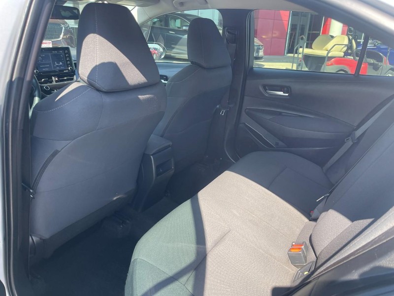 Toyota Corolla Vehicle Image 11