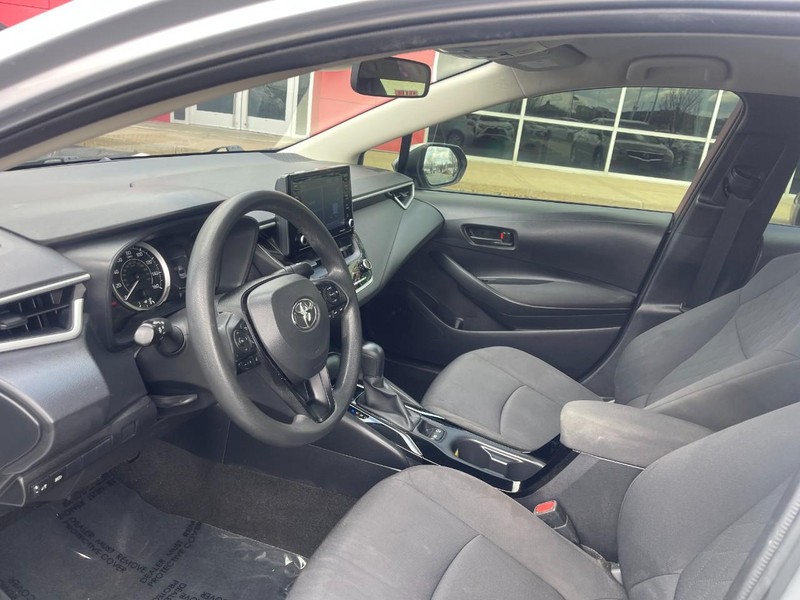 Toyota Corolla Vehicle Image 07