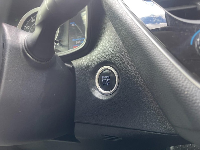 Toyota Corolla Vehicle Image 15