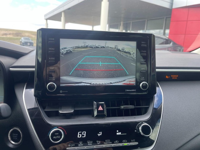 Toyota Corolla Vehicle Image 18