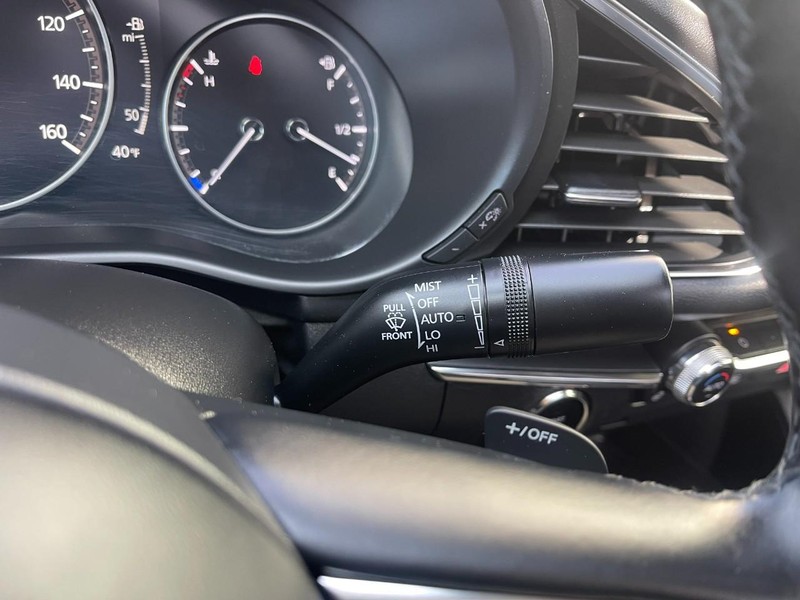 Mazda Mazda3 Sedan Vehicle Image 23