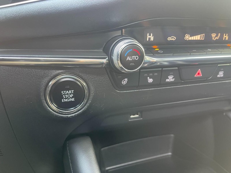 Mazda Mazda3 Sedan Vehicle Image 26