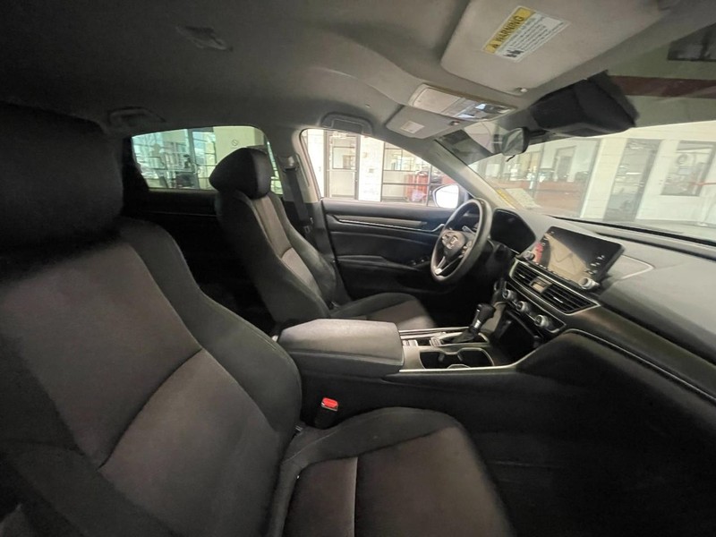 Honda Accord Sedan Vehicle Image 03