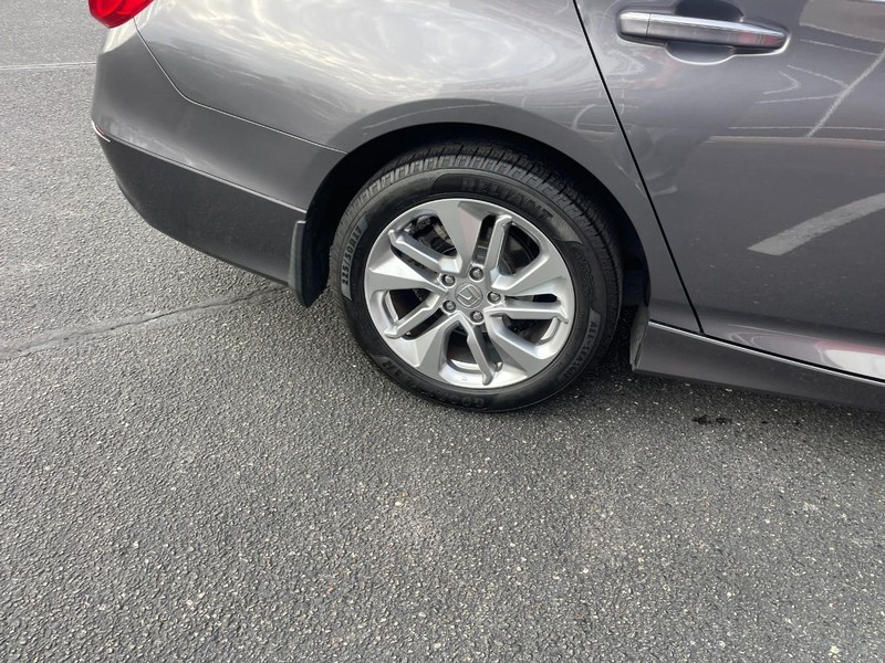 Honda Accord Sedan Vehicle Image 08