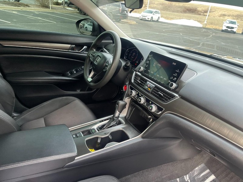 Honda Accord Sedan Vehicle Image 09