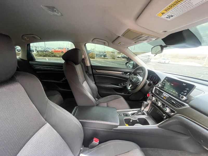 Honda Accord Sedan Vehicle Image 10