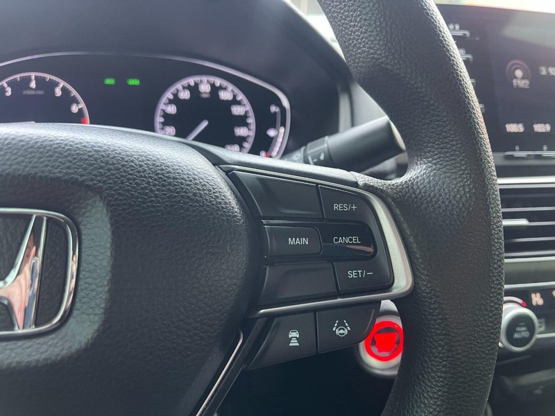 Honda Accord Sedan Vehicle Image 22