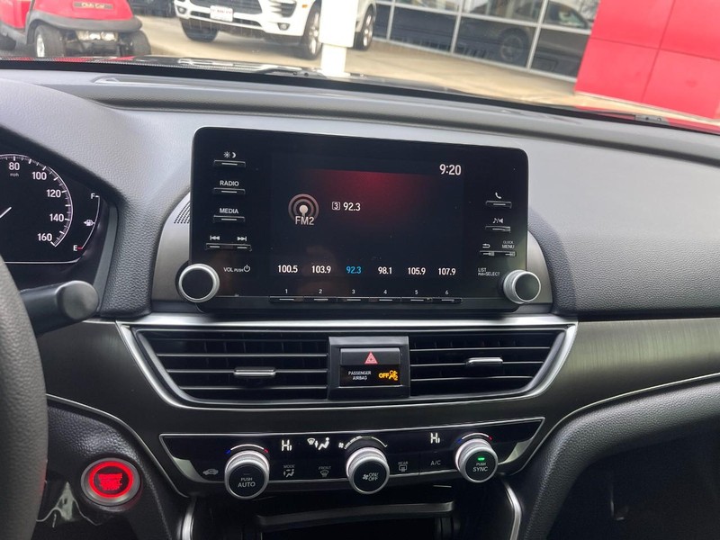 Honda Accord Sedan Vehicle Image 26