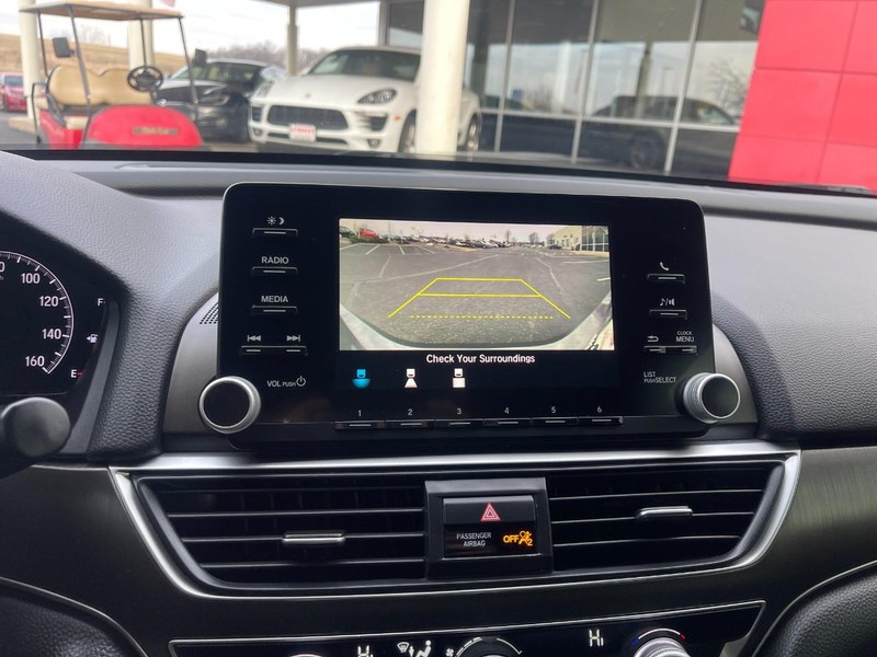 Honda Accord Sedan Vehicle Image 27