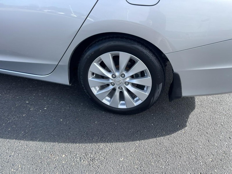 Honda Accord Sedan Vehicle Image 05