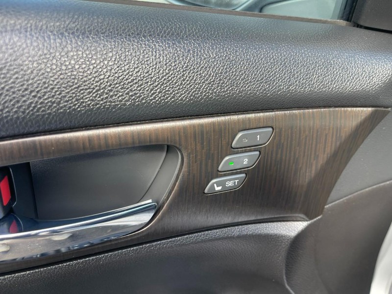 Honda Accord Sedan Vehicle Image 20