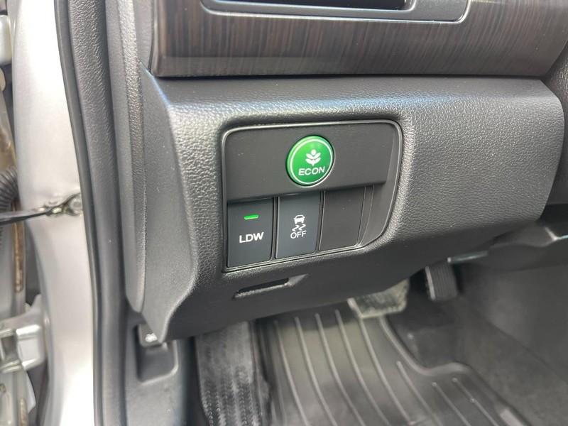 Honda Accord Sedan Vehicle Image 21