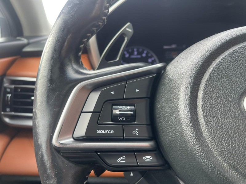 Subaru Legacy Vehicle Image 26