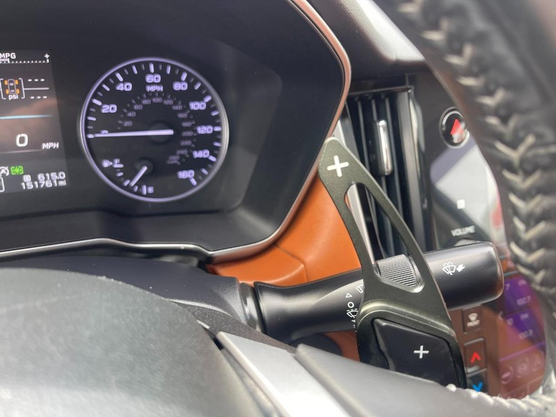 Subaru Legacy Vehicle Image 29