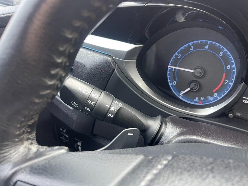 Toyota Corolla Vehicle Image 20