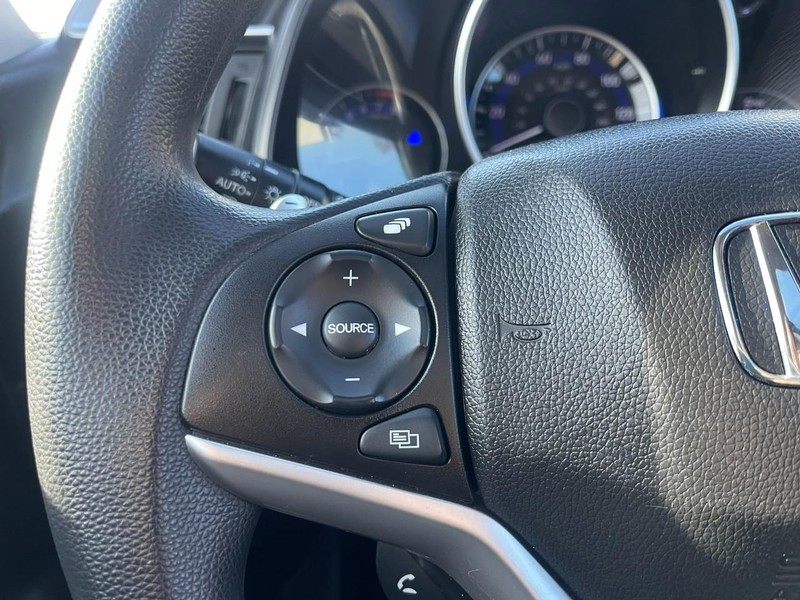 Honda Fit Vehicle Image 16