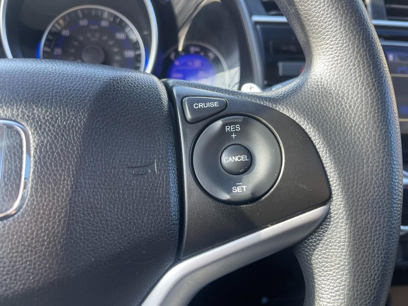 Honda Fit Vehicle Image 17