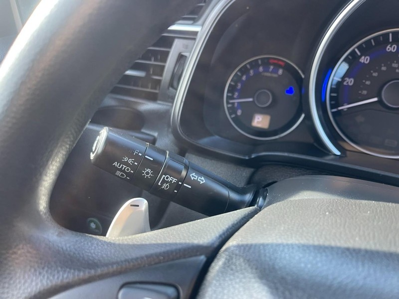 Honda Fit Vehicle Image 18