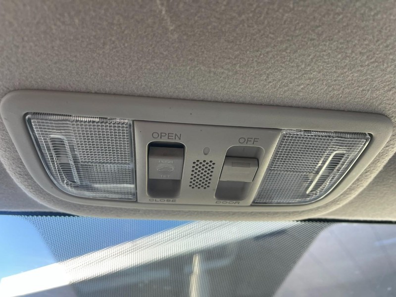 Honda Fit Vehicle Image 24