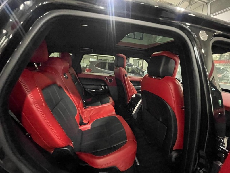 Land Rover Range Rover Sport Vehicle Image 05