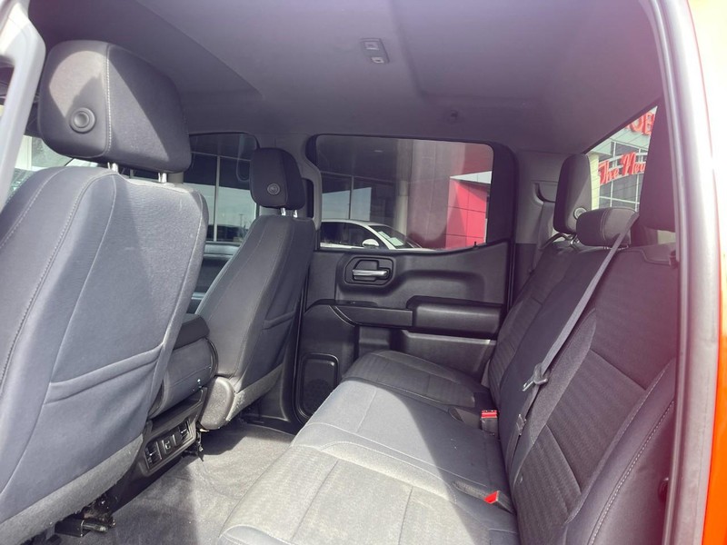 Chevrolet Silverado 1500 Vehicle Image 12