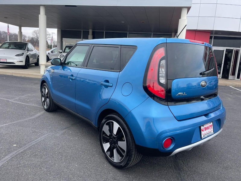 Kia Soul Vehicle Image 04