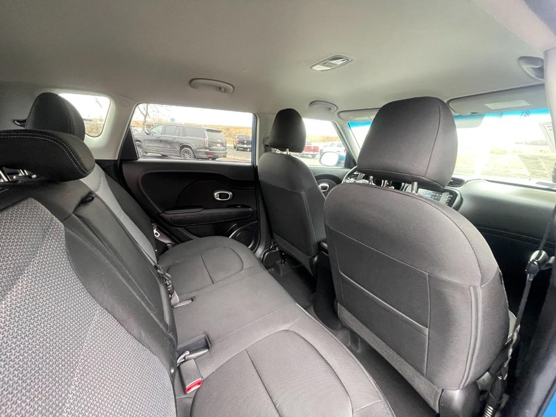 Kia Soul Vehicle Image 13