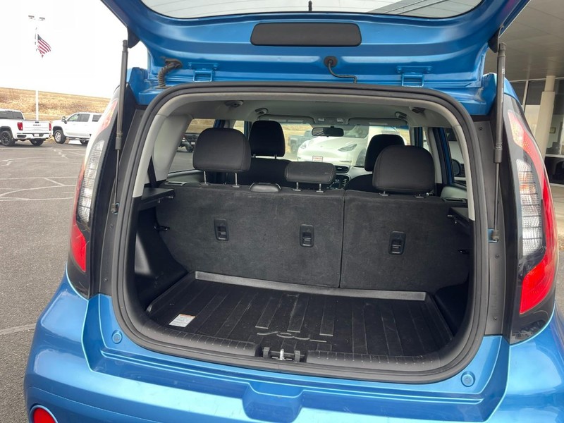 Kia Soul Vehicle Image 15