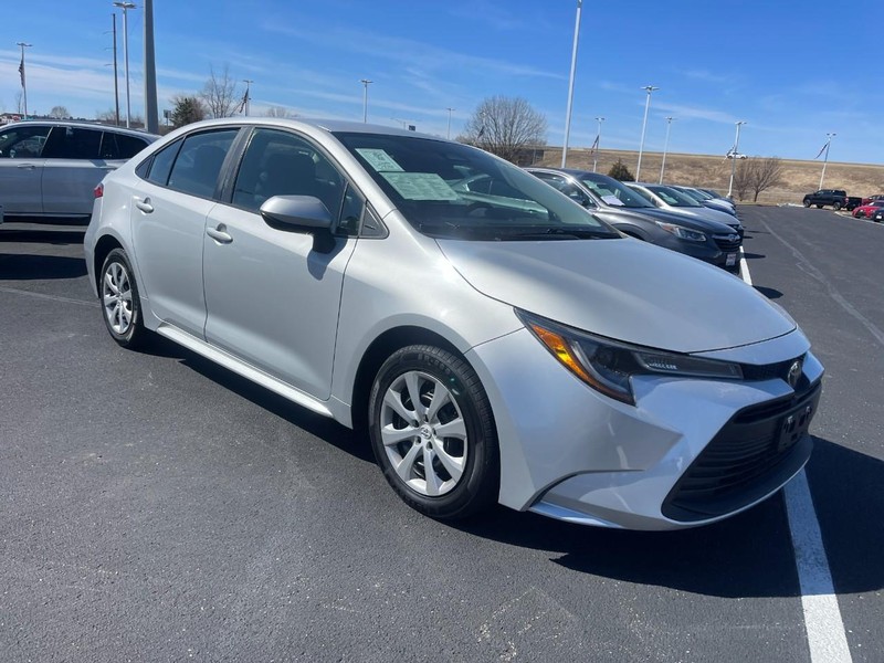 Toyota Corolla Vehicle Image 02