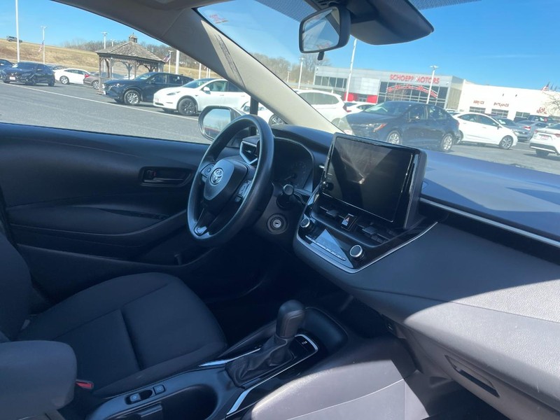 Toyota Corolla Vehicle Image 05