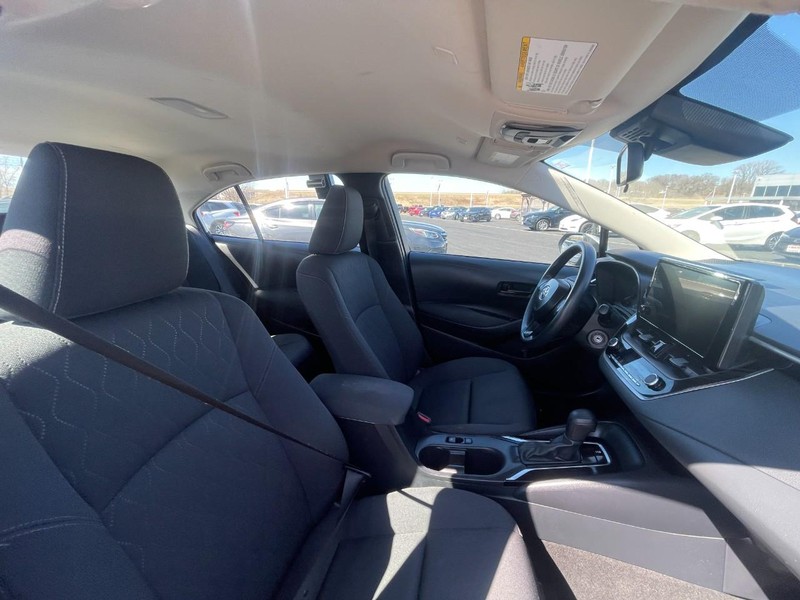 Toyota Corolla Vehicle Image 06