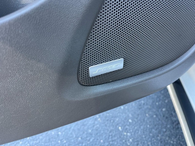 Chevrolet Malibu Vehicle Image 18