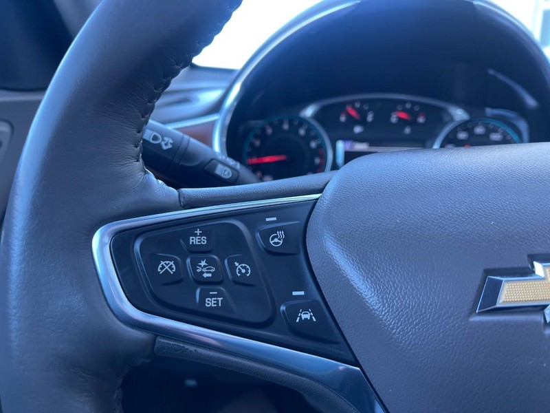 Chevrolet Malibu Vehicle Image 22