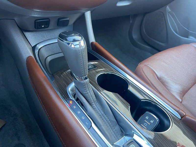 Chevrolet Malibu Vehicle Image 24