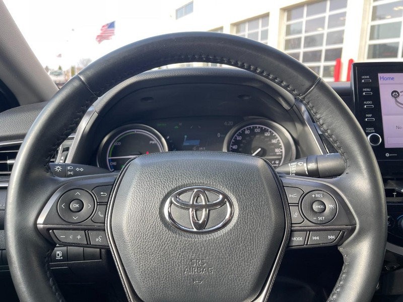 Toyota Camry Vehicle Image 15