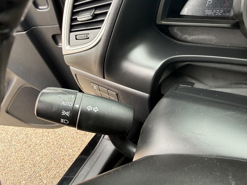 Mazda MAZDA3 4-Door Vehicle Image 27