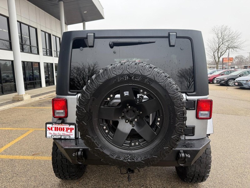 Jeep Wrangler Unlimited Vehicle Image 07