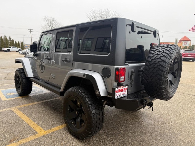 Jeep Wrangler Unlimited Vehicle Image 08