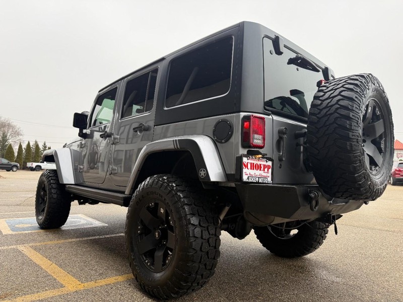 Jeep Wrangler Unlimited Vehicle Image 09