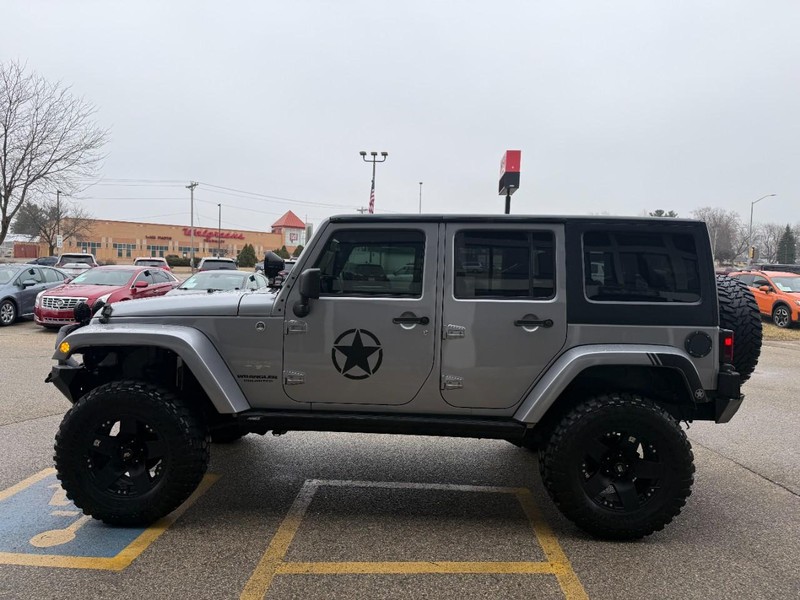 Jeep Wrangler Unlimited Vehicle Image 10