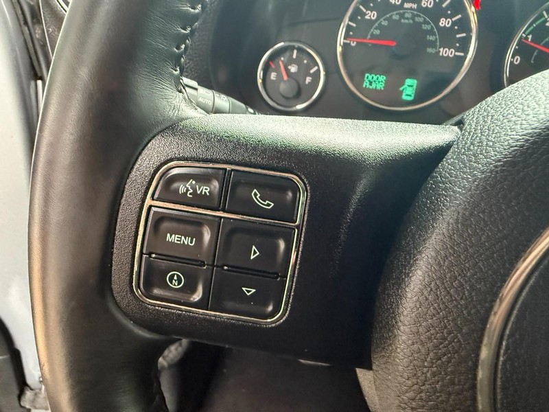 Jeep Wrangler Unlimited Vehicle Image 28