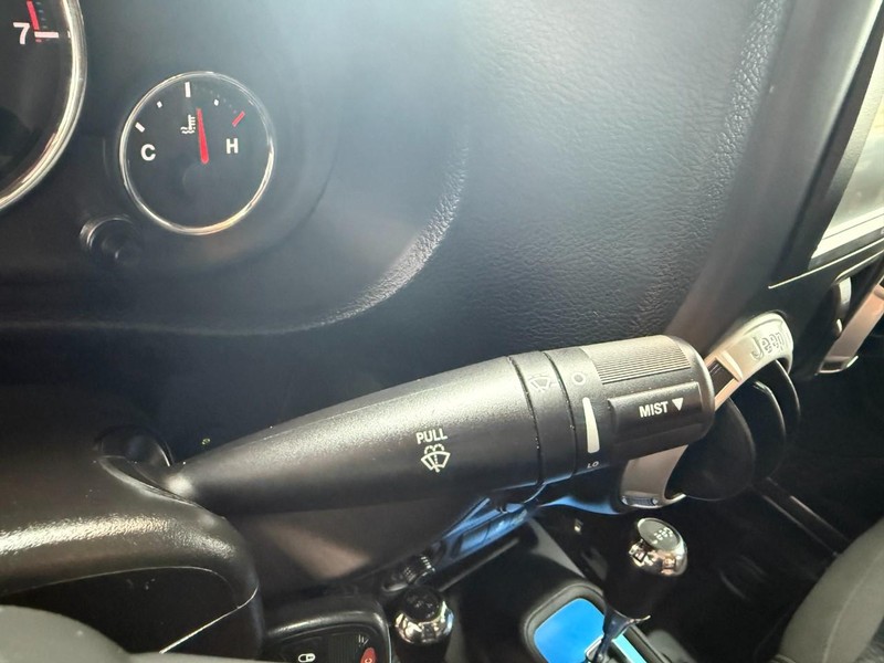 Jeep Wrangler Unlimited Vehicle Image 29