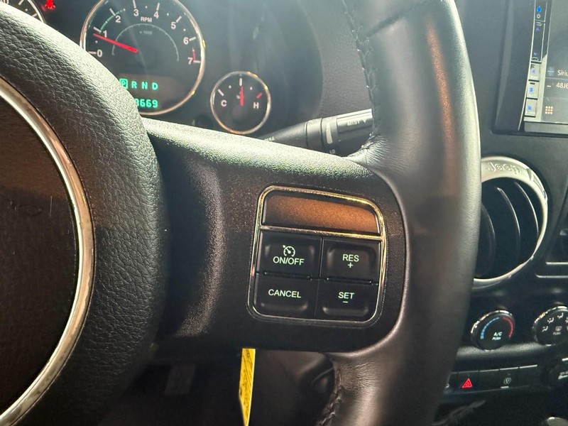 Jeep Wrangler Unlimited Vehicle Image 30