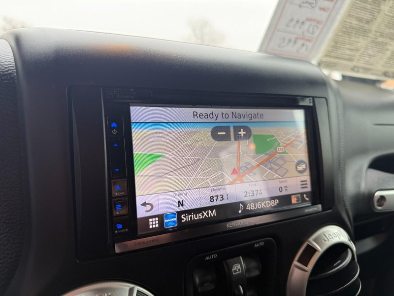 Jeep Wrangler Unlimited Vehicle Image 32