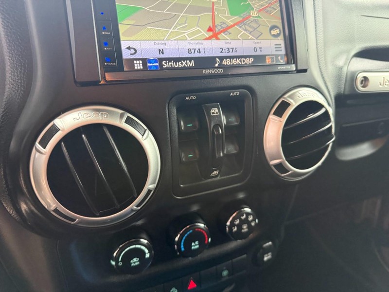 Jeep Wrangler Unlimited Vehicle Image 34