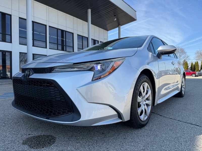 Toyota Corolla Vehicle Image 02